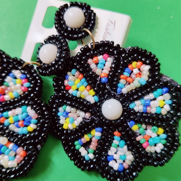 New earring not used - Picture 3 of 3